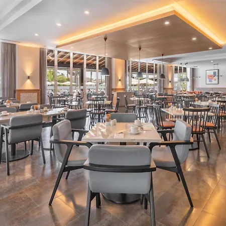 Wyndham Grand Algarve Отель